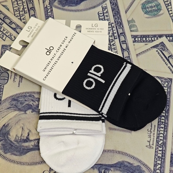 ALO Yoga Black & White Half-Crew Athletic Socks - Pair - Picture 4 of 4